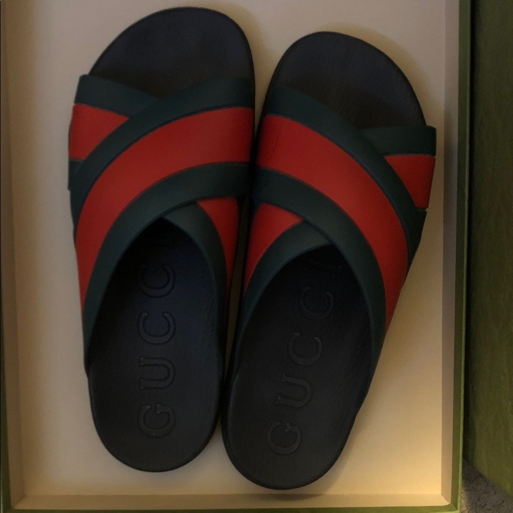 Gucci Red and Green Crisscross Slides(mens size 12)